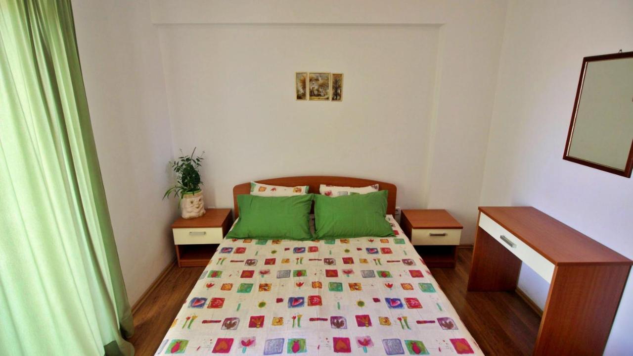 Apartments Marko Nemira Omiš Buitenkant foto