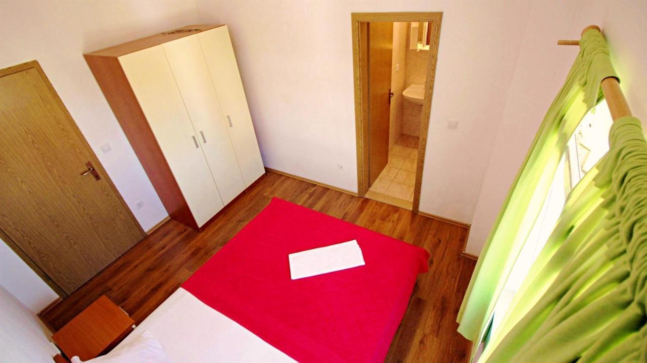Apartments Marko Nemira Omiš Buitenkant foto