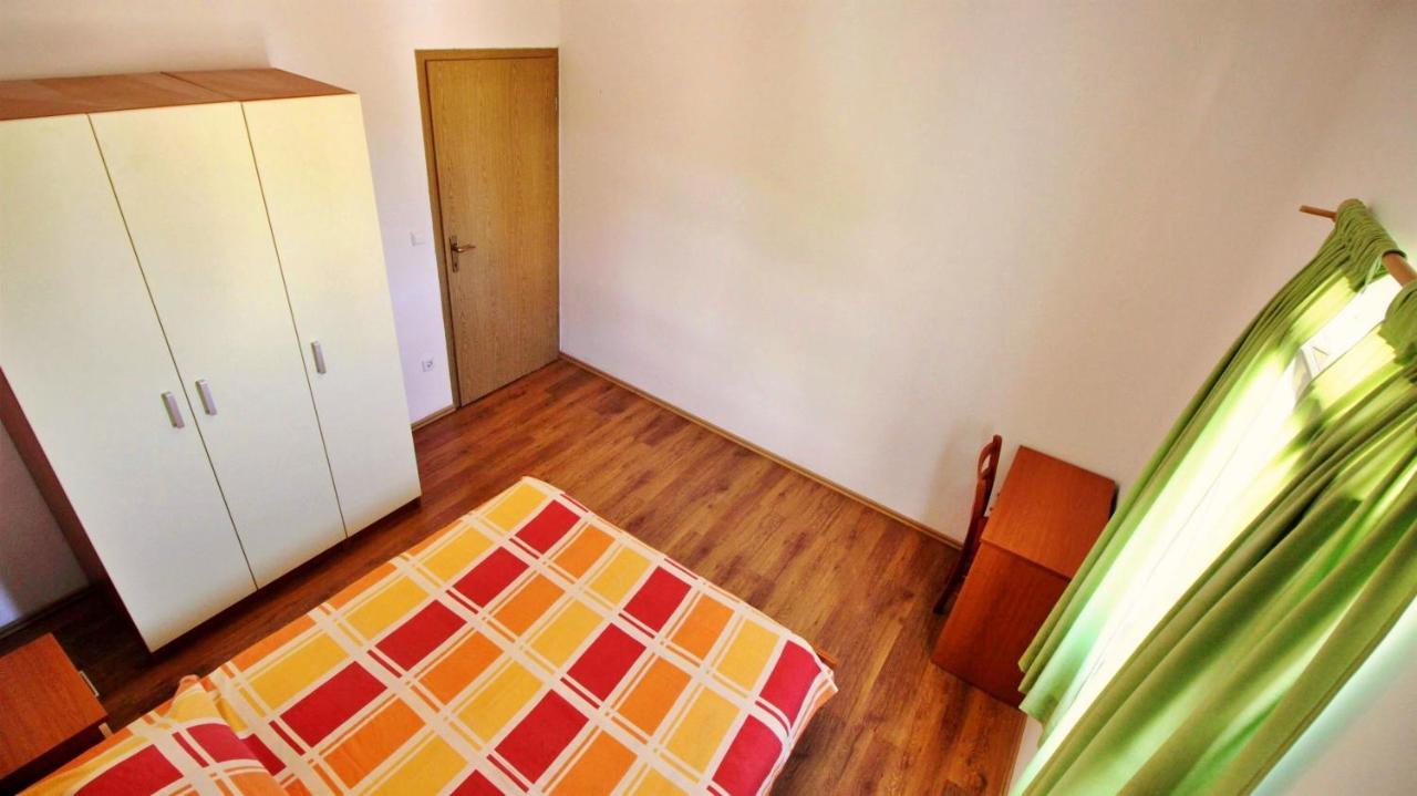 Apartments Marko Nemira Omiš Buitenkant foto